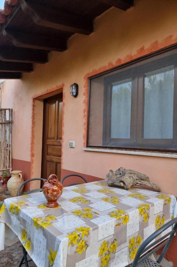 Affittacamere Sa Stella E Monti Marrùbiu Esterno foto